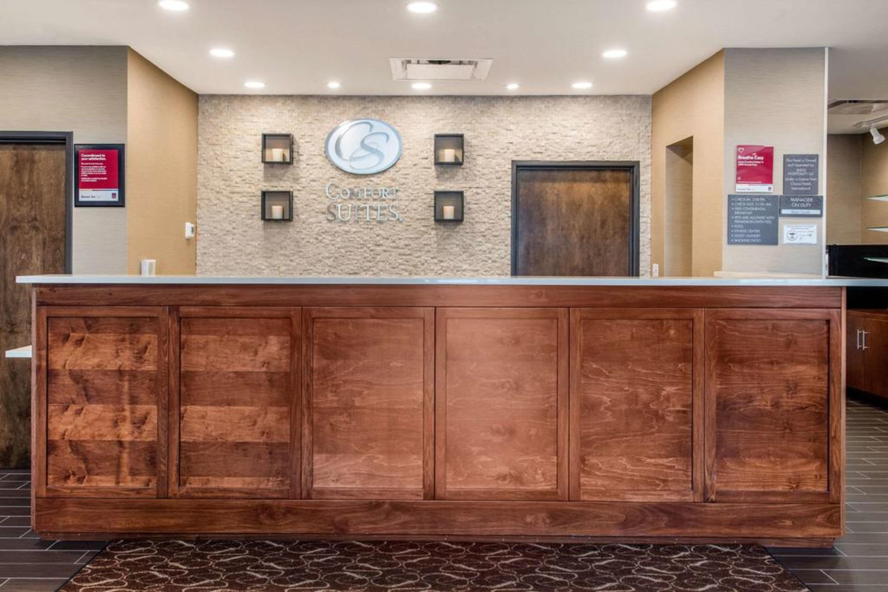 Comfort Suites Columbus Airport מראה חיצוני תמונה