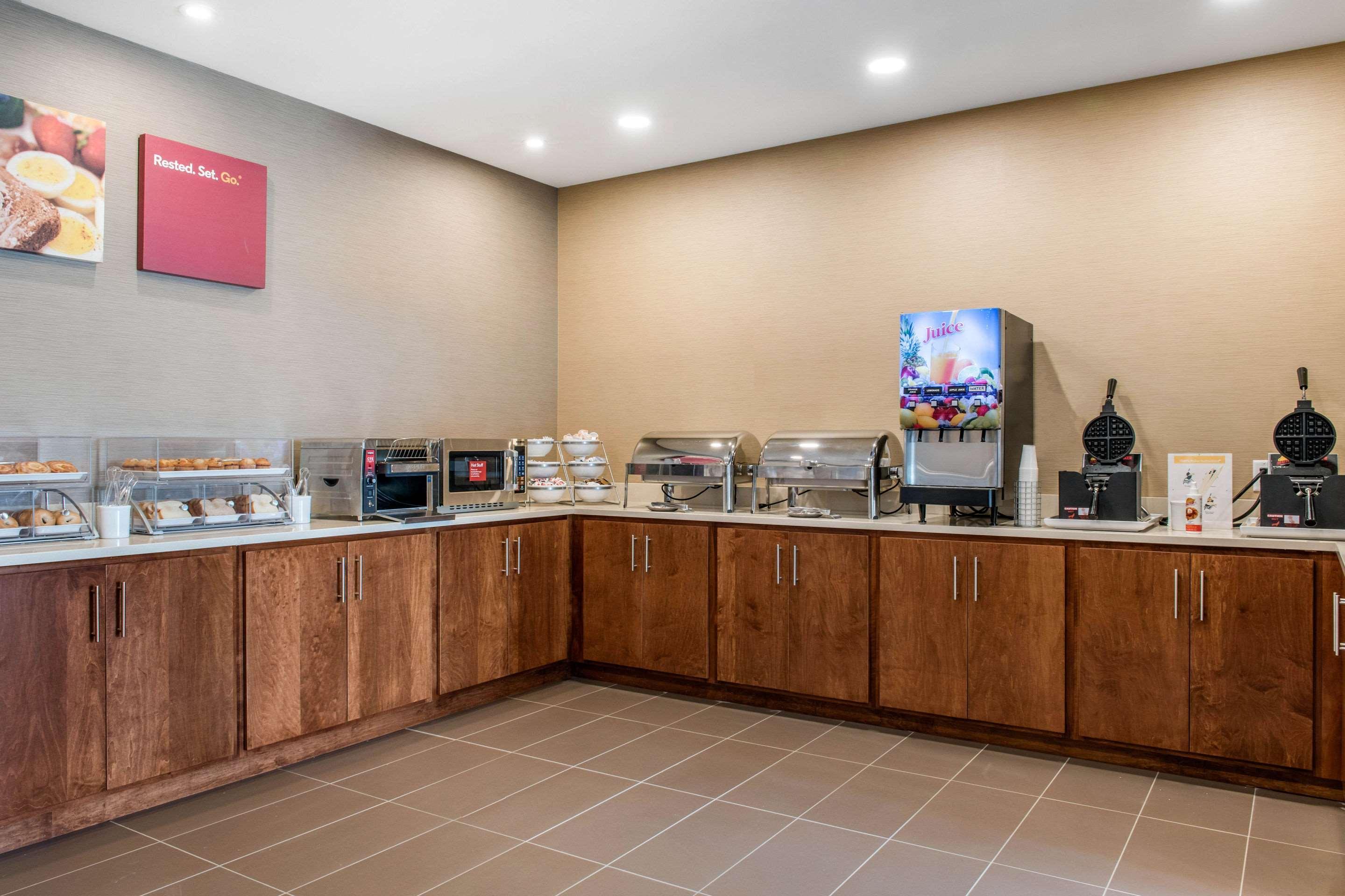 Comfort Suites Columbus Airport מראה חיצוני תמונה